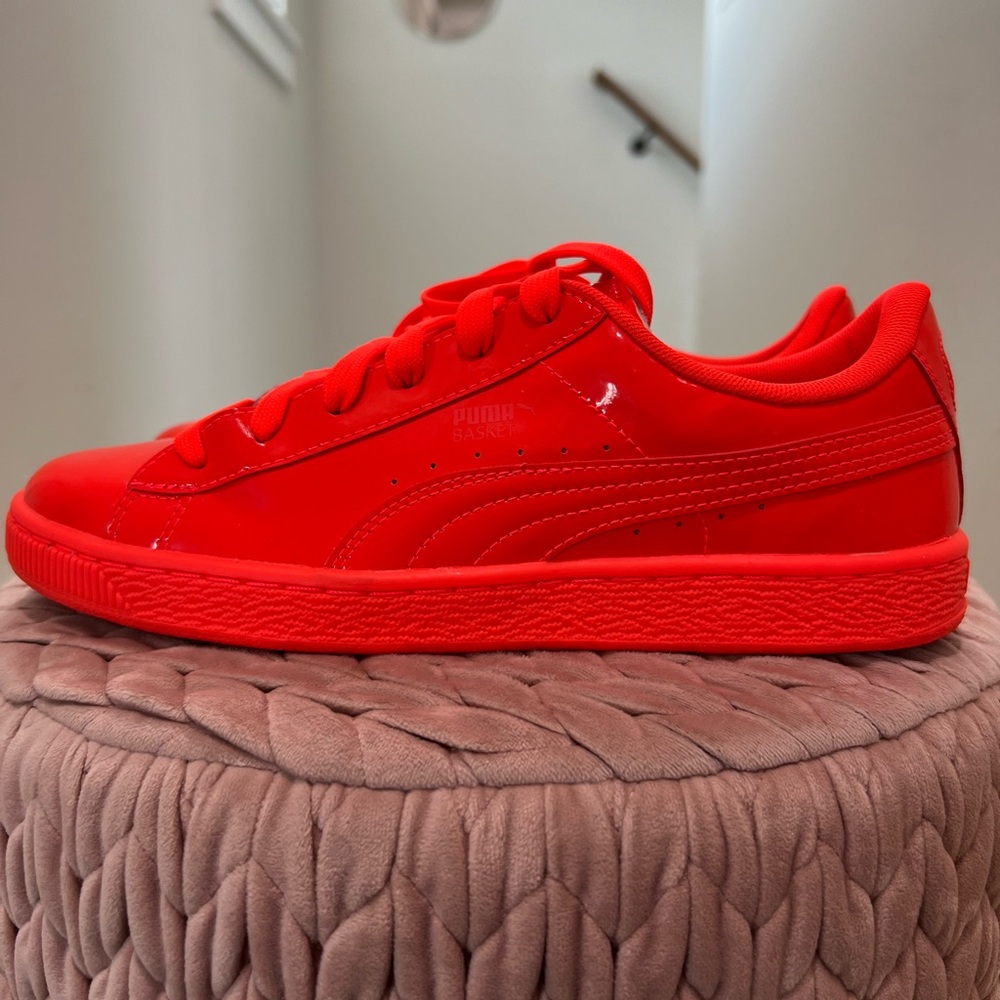 Puma Basket Big Kids Patent Leather, Red Blast